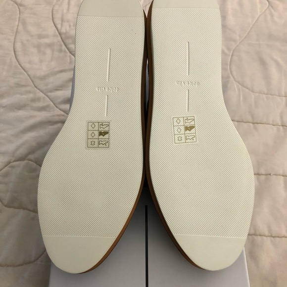 Dolce Vita Saxon Slip On - Picture 6 of 10